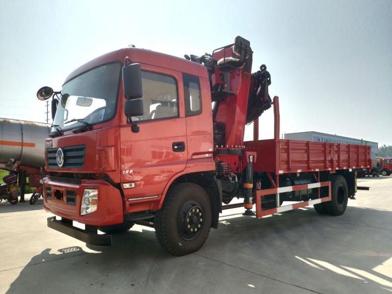 SQ240ZB4東風(fēng)專(zhuān)底折臂隨車(chē)吊