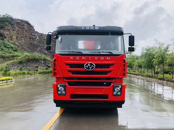 徐工吊機(jī)16噸紅巖前四后八隨車吊圖片展示3 徐工吊機(jī)16噸紅巖前四后八隨車吊圖片展示3