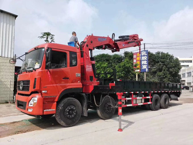 江威吊機(jī)16噸折臂東風(fēng)天龍前四后八隨車吊