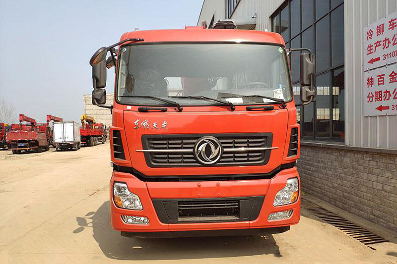 三一14噸天龍前四后八東風(fēng)隨車吊