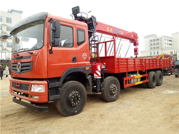 長興12噸前四后八東風隨車吊圖片展示4