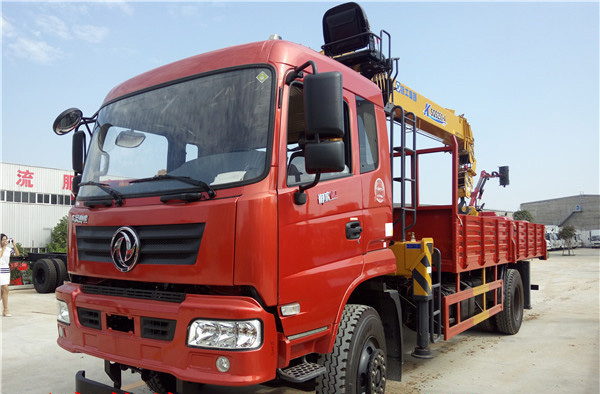 徐工10噸東風(fēng)隨車吊