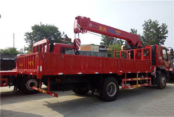 長興8噸柳汽東風隨車吊