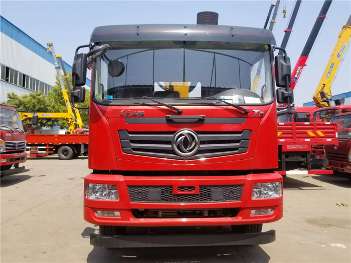 程力8噸東風(fēng)特商隨車吊圖片展示2