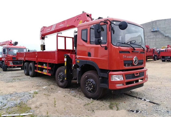 東風前四后八8×4三一16噸隨車吊圖片圖片展示2