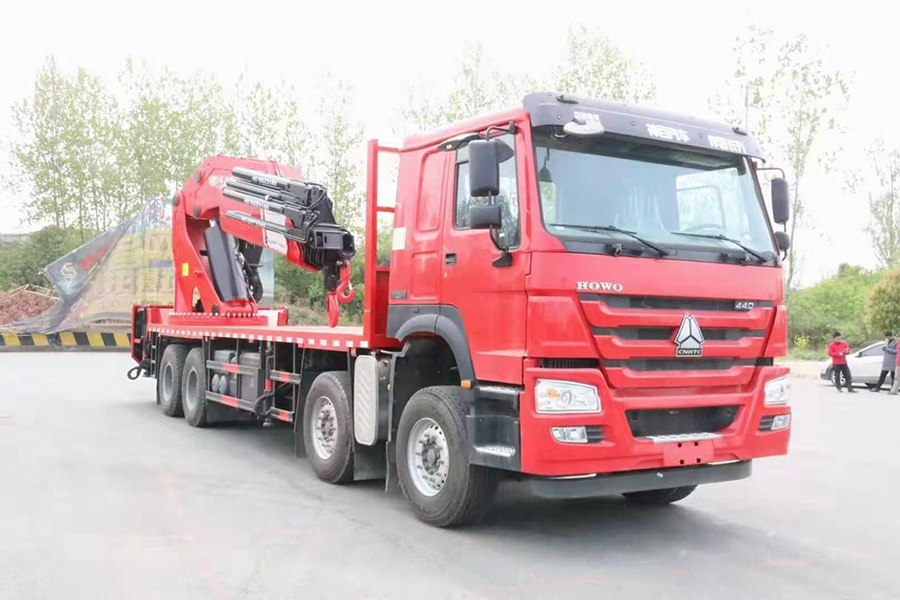 重汽豪沃25噸重型隨車吊