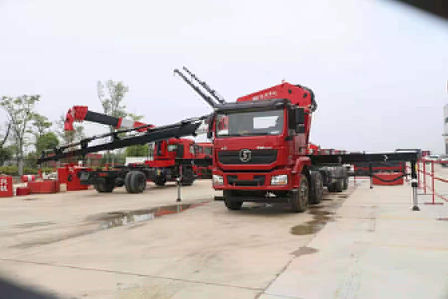 陜汽德龍長興25噸折臂隨車吊多少錢