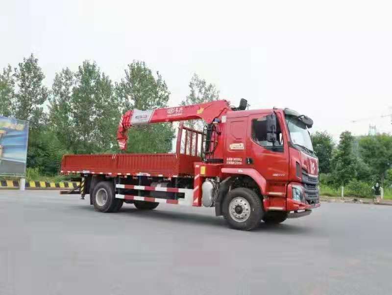 東風柳汽長興8噸隨車吊圖片展示3 東風柳汽長興8噸隨車吊圖片展示3