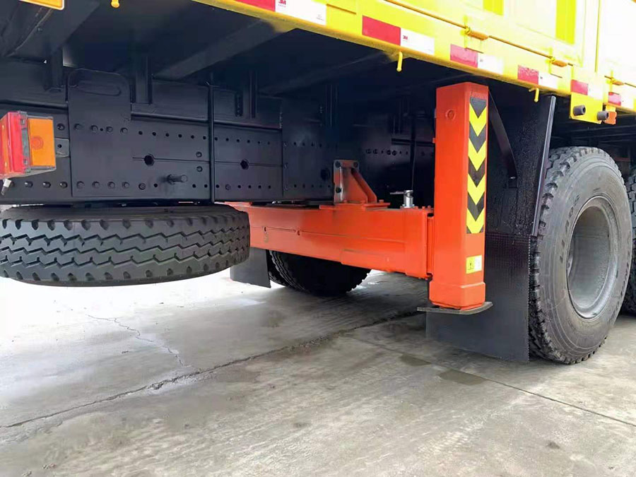 解析：東風華神DV5石煤12噸隨車吊