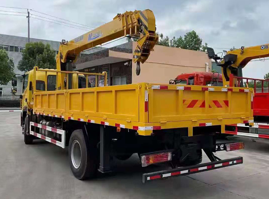 福田奧鈴徐工8噸隨車吊