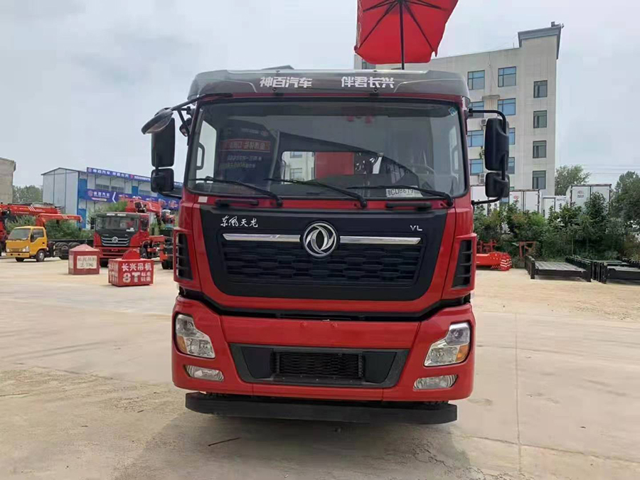 東風天龍三一14噸直臂隨車吊多少錢