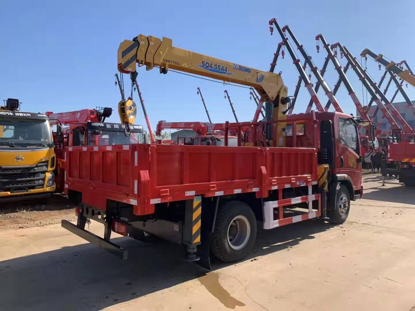 重汽王牌徐工5噸隨車吊圖片展示6