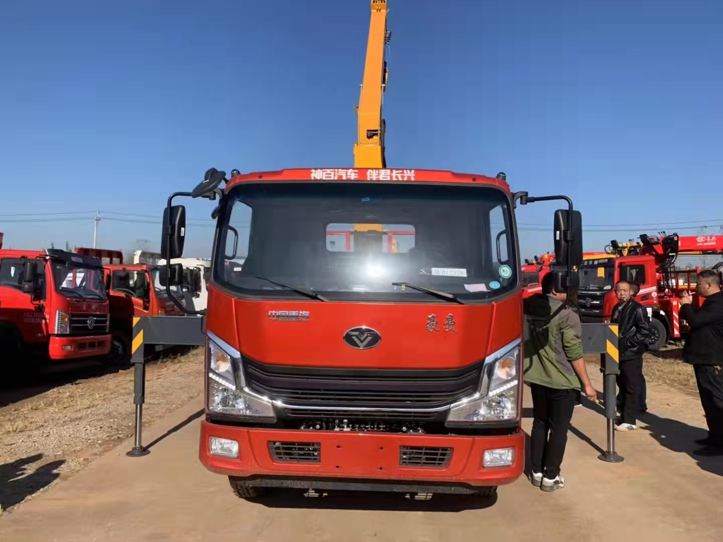 重汽5噸隨車吊 徐工吊機