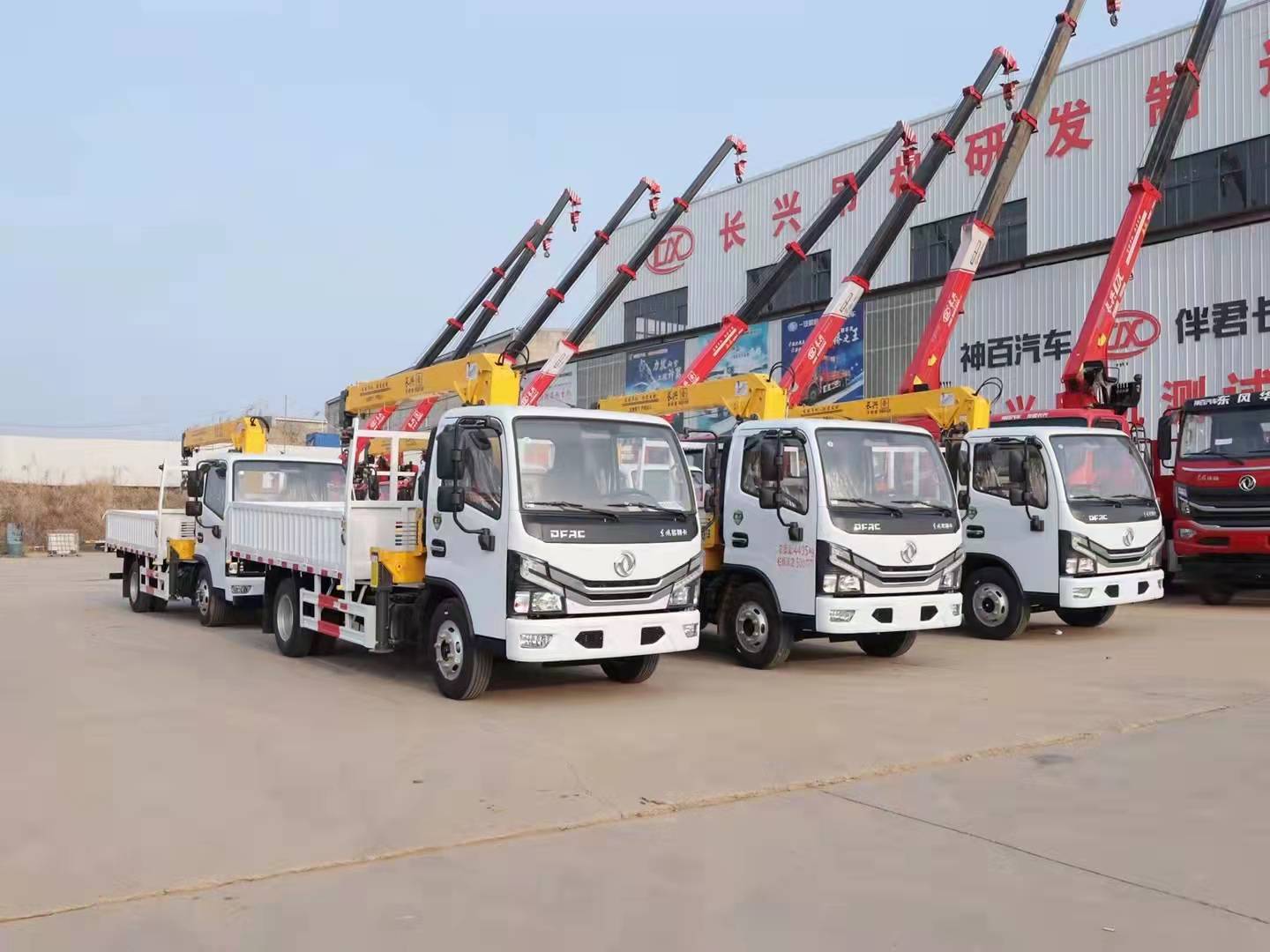 藍(lán)牌隨車吊絕命時刻 喋血力推